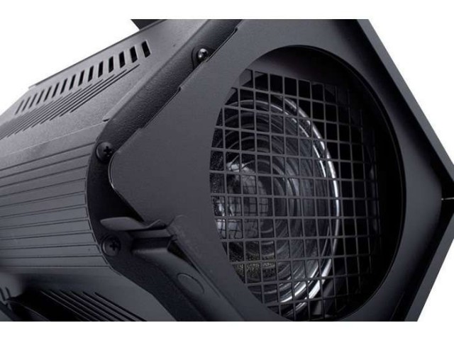 DTS-ILUMINACION-scena-650-1000-FOTO-2