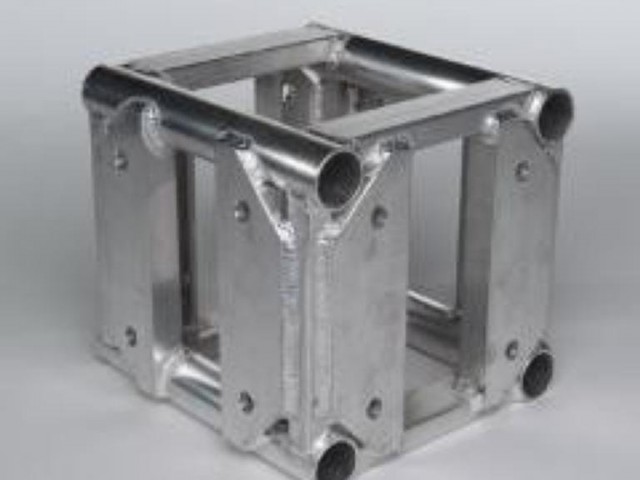 TRUSS-BOX-CORNER-40BN